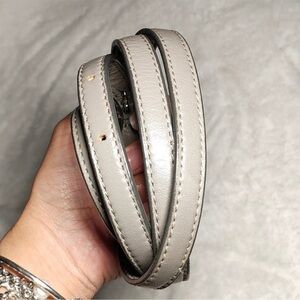 EUC COACH straps “Gray”